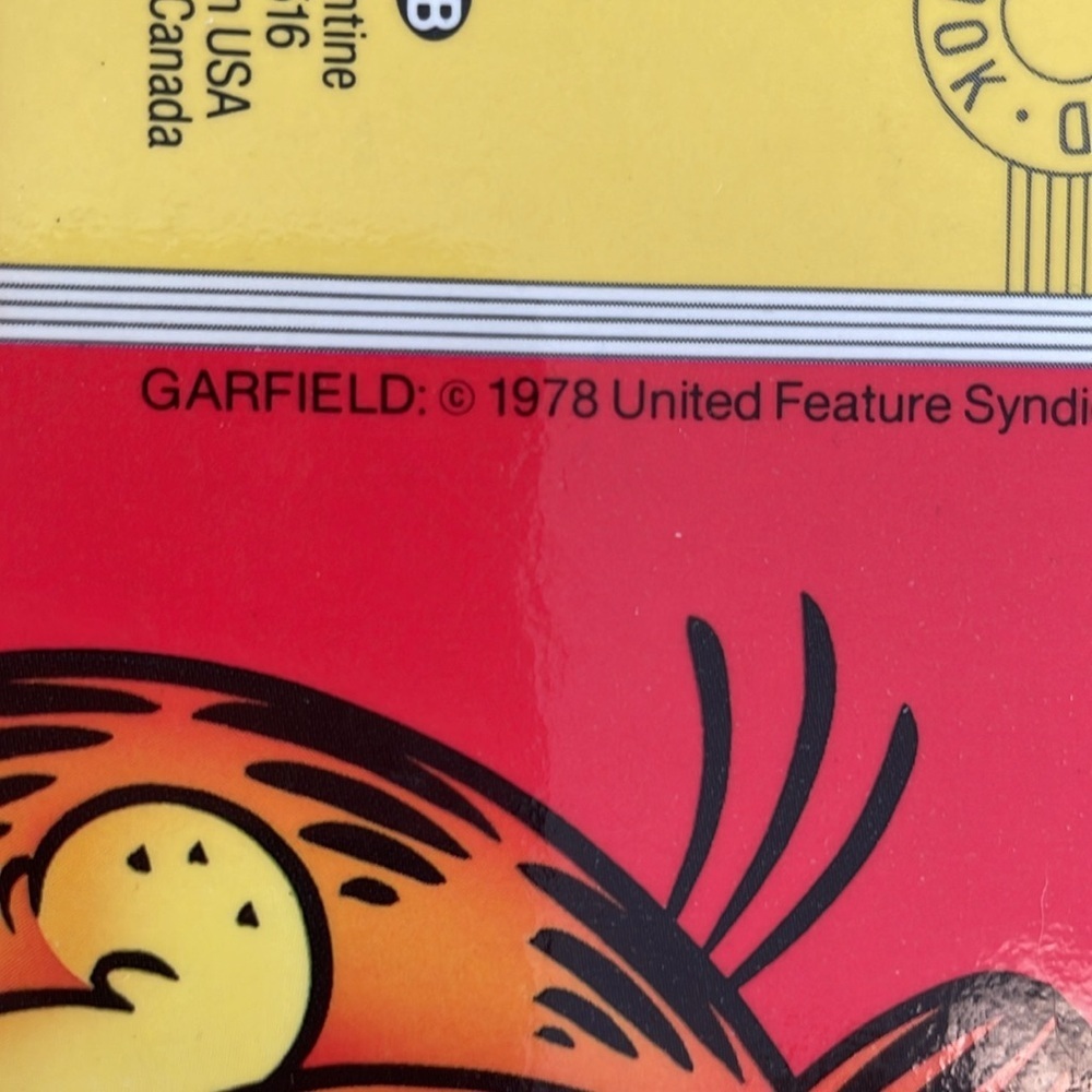 Vintage 1989 Garfield “thinking of you”
Postcard book — 30 full colour cards. - Picture 5 of 17